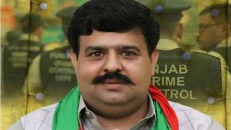 پی ٹی آئی رہنما کے قتل کا معاملہ: پولیس نے ڈرائیور اصغر کو حراست میں لے لیا