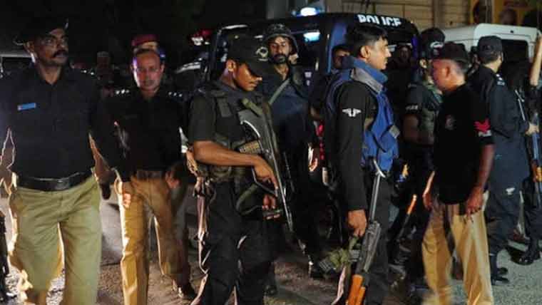 شہرِ قائد میں پولیس مقابلہ، 2 مبینہ بھتہ خور ہلاک