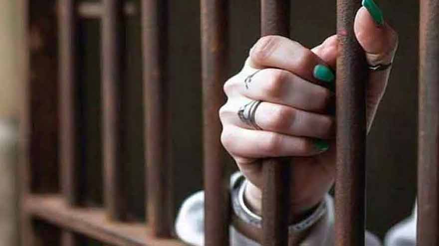 Woman detained for alleged acid attack on youth in Peshawar