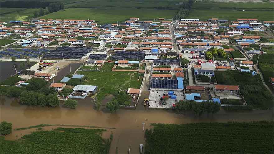 Record-breaking rain floods Chiba east of Tokyo, killing at least 5 people