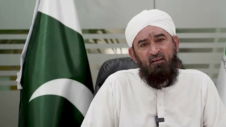 سیلانی ویلفیئر کے بانی مولانا بشیر فاروق ترکیہ میں زخمی، کراچی پہنچ گئے