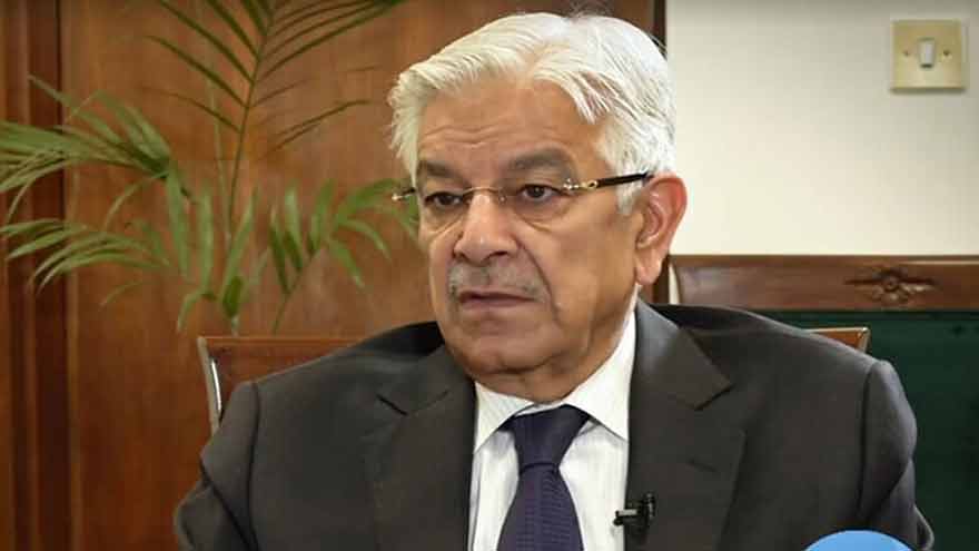 Khawaja Asif calls bureaucracy Pakistan's 'real, permanent rulers'