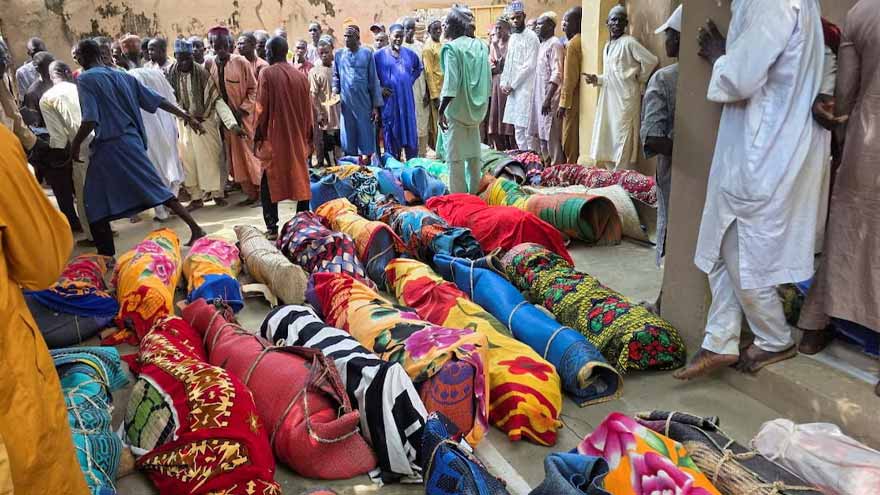 At least 50 killed, mostly children, as overloaded boat capsizes in Nigeria