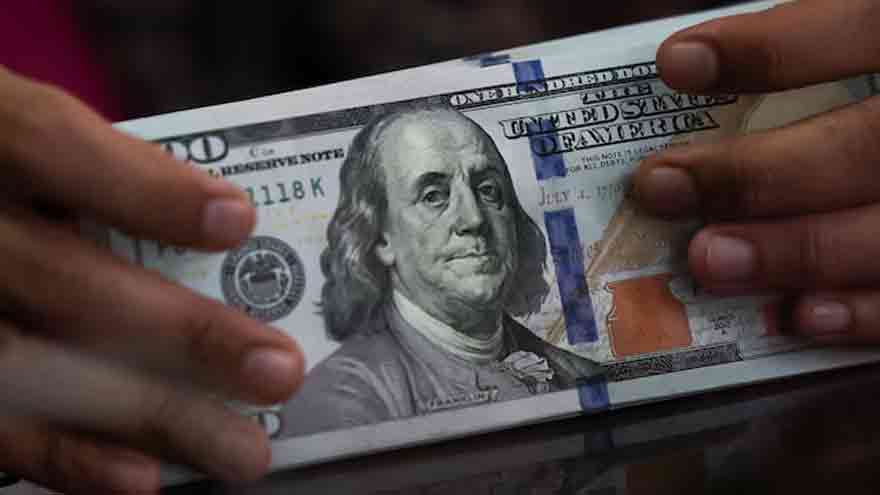 Dollar wobbles as investors balk at US Treasury's rescue efforts