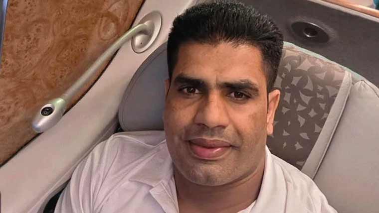 اولمپک گولڈ میڈلسٹ ارشد ندیم جنوبی افریقہ روانہ ہو گئے