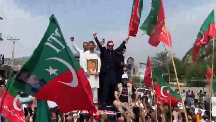 عمران خان کے علاج سے متعلق عدالتی فیصلہ ردی کی ٹوکری میں پھینک دیا گیا: سہیل آفریدی