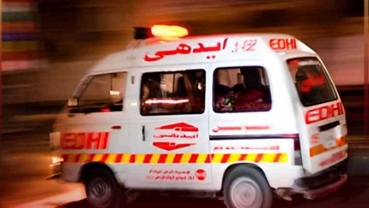 واشک میں گاڑی  الٹنے سے 4 افراد جاں بحق، 2 زخمی