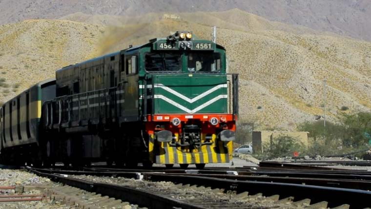 کوئٹہ سے پشاور جانے والی جعفر ایکسپریس 2 روز کے لئے معطل