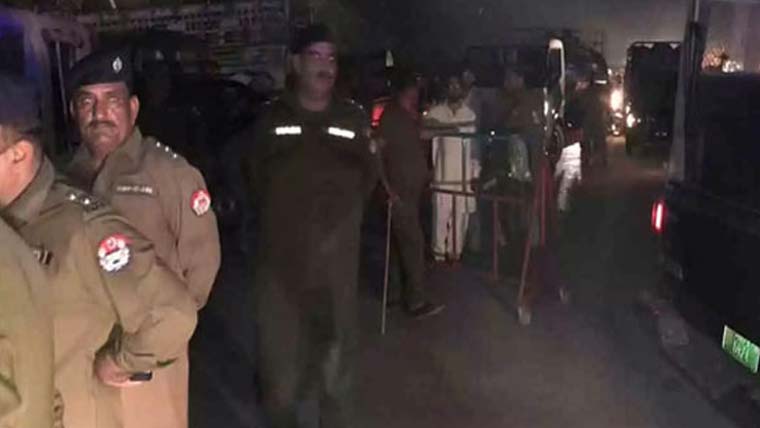 مبینہ پولیس مقابلے میں 2 ڈاکو ہلاک، ایک فرار