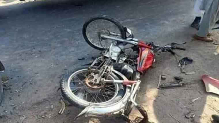 خیرپور: ڈمپر تلے کچلے جانے سے 2 موٹرسائیکل سوار جاں بحق