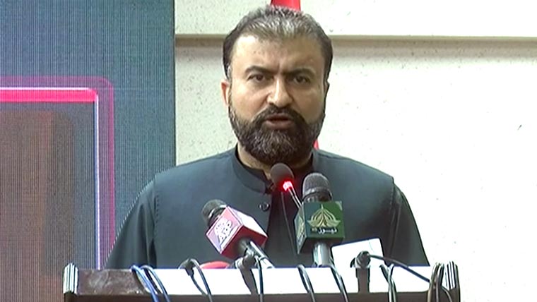پولیس ایپلیکیشنز سے عوام کی شکایات کم کرنے میں مدد ملے گی: سرفراز بگٹی