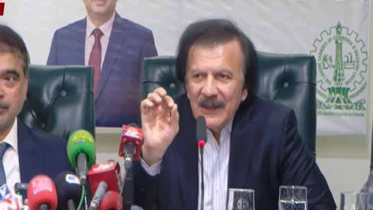 برآمدات میں اضافے کیلئے نجی شعبے کو بھی آگے آنا ہوگا: ہارون اختر خان
