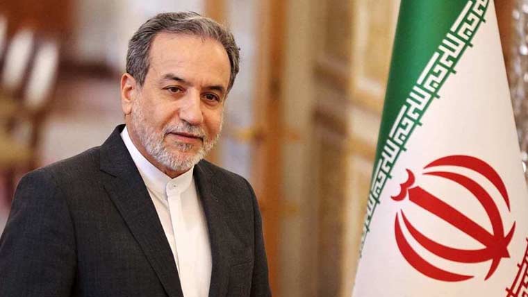 پاسداران انقلاب خلیج فارس، آبنائے ہرمز میں امن کے محافظ ہیں: عباس عراقچی