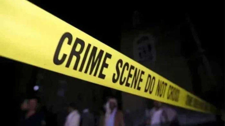 پولیس اہلکار نے چھاپے کی ویڈیو بنانے پر نوجوان کو گولی مار دی