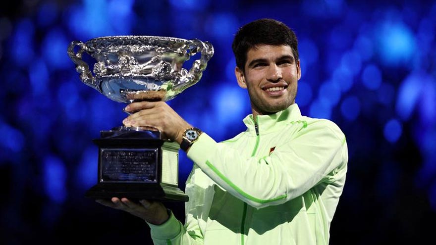 Alcaraz defeats Djokovic to win Australian Open, completing career grand slam