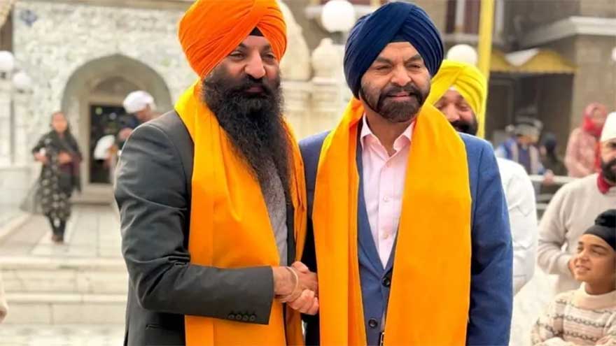 WB president visits Gurudwara in Hasanabdal, KP archeological site