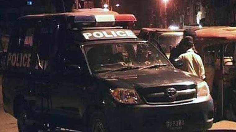 خیرپور میں مبینہ پولیس مقابلہ، بدنام زمانہ 3 ڈاکو مارے گئے