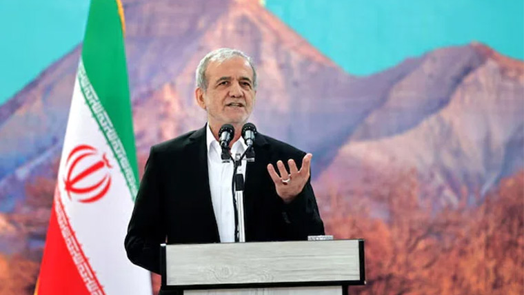 ایرانی صدر نے قومی مفادات کے تحفظ کے لیے امریکا کے ساتھ مذاکرات کی اجازت دے دی