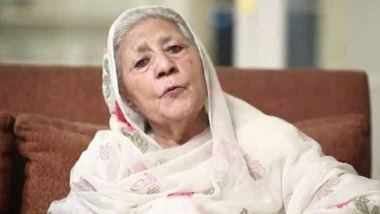 معروف ناول نگار اور ڈرامہ نویس بانو قدسیہ کو ہم سے بچھڑے 9 برس بیت گئے