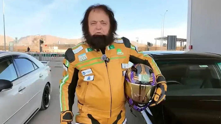 سلطان محمد گولڈن نے 2 نئے گنیز ورلڈ ریکارڈز قائم کرکے ملک کا نام روشن کر دیا