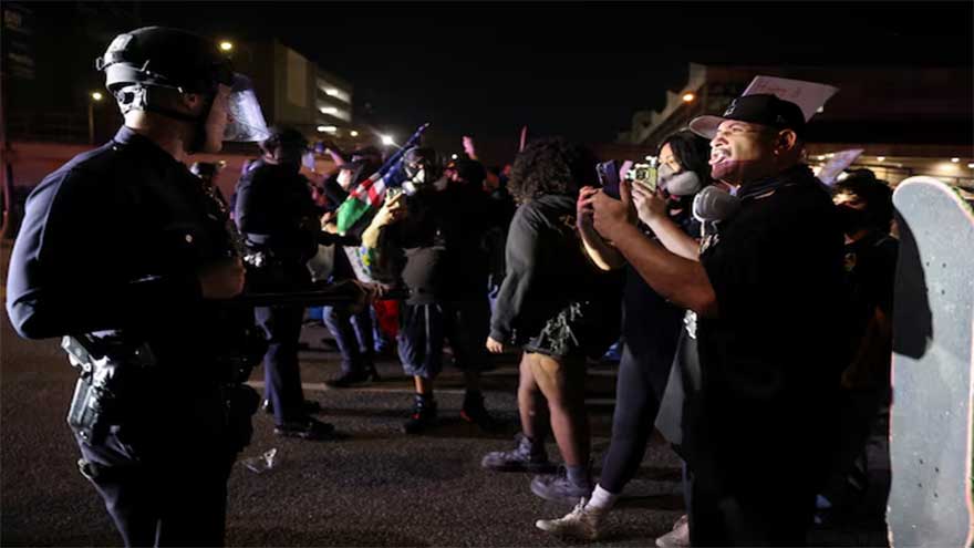 Independent probe sought in fatal shooting of Los Angeles man by off-duty ICE agent