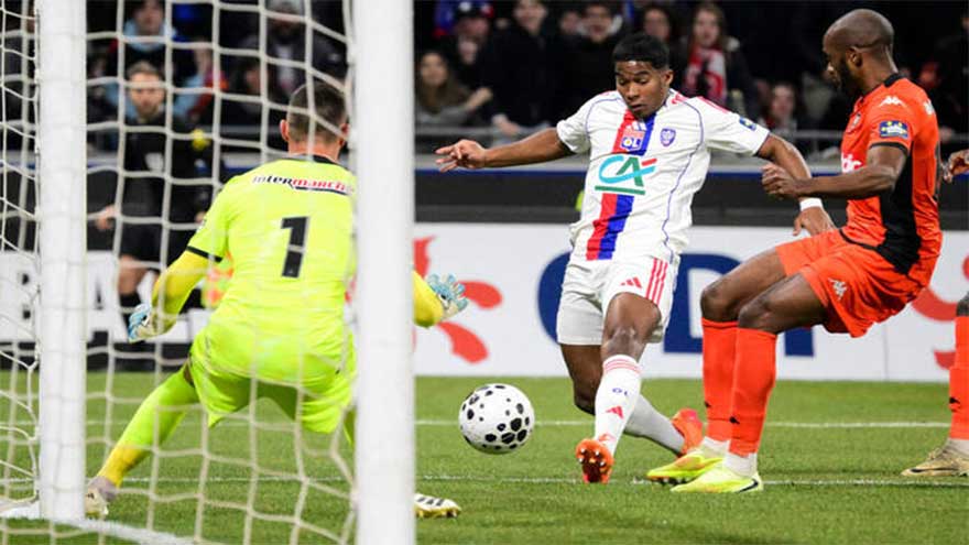 Lens cruise into French Cup quarters, Endrick sends Lyon through