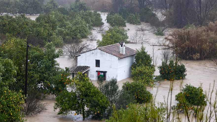 Storm Leonardo flooding kills man in Portugal, woman swept away in Spain