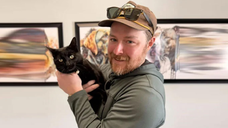 ایک سال سے لاپتہ بلی مائیکرو چپ کی بدولت مالک سے مل گئی