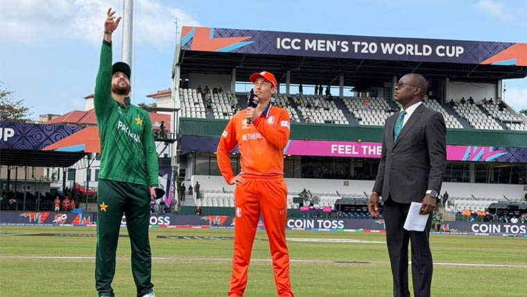 ٹی 20 ورلڈکپ میلہ سج گیا، پاکستان نے نیدرلینڈز کی 3 وکٹیں اڑا دیں