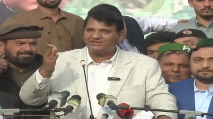 People of KP rejected PTI's strike call, says Amir Muqam