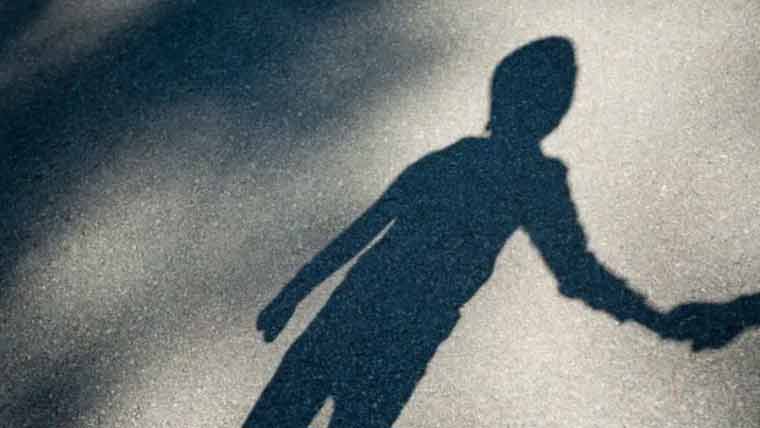 شجاع آباد: 3 مسلح افراد کی گھر پر فائرنگ، 10 سالہ بچہ اغوا کرکے لے گئے