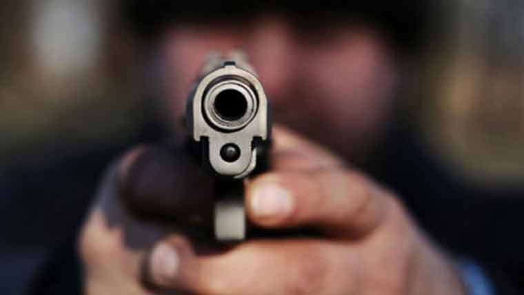 اوکاڑہ: کانسٹیبل نے فائرنگ کرکے ایس ایچ او کو گولی مار کر زخمی کر دیا، ملزم گرفتار