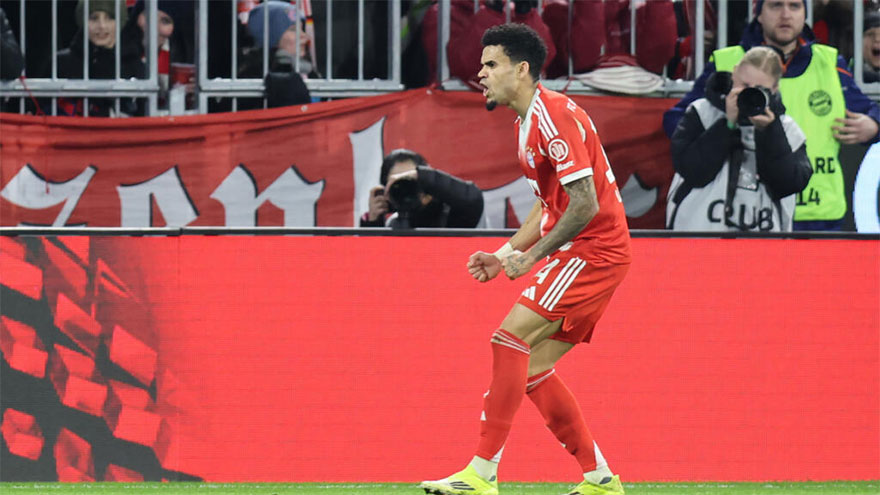 Diaz treble helps Bayern crush Hoffenheim and go six clear