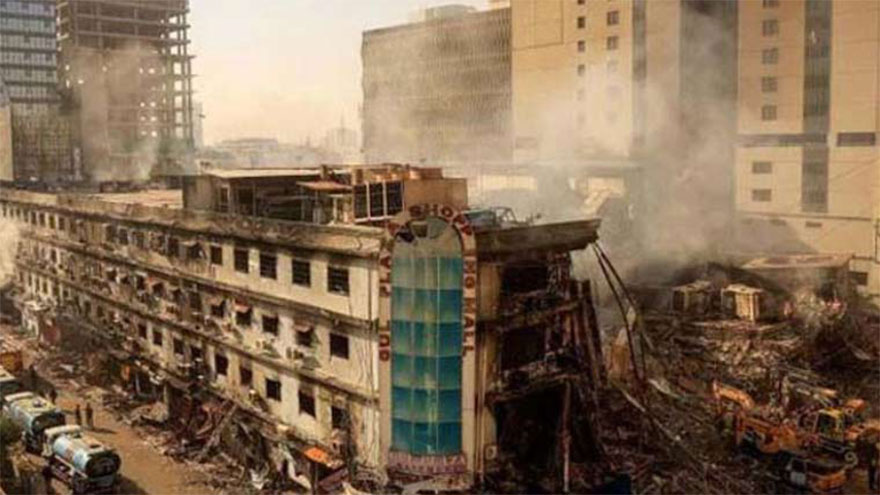 Sindh Govt notifies single-judge commission to probe Gul Plaza tragedy