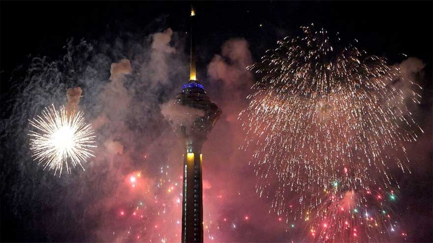 Anti-Khamenei slogans in Tehran on eve of revolution anniversary: social media footage