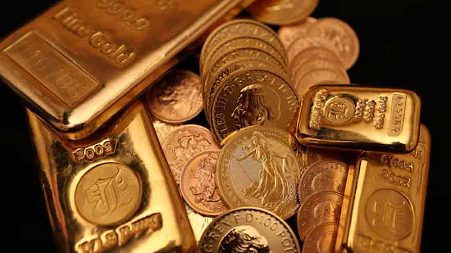 Gold, silver climb as US yields fall on softer retail sales