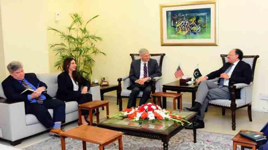 Finance minister meets US delegation, discusses Rs10 million investment boost and economic reforms