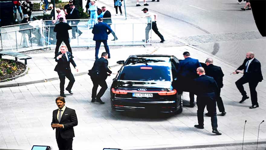 Dunya News Politicians facing worldwide surge in violence and abuse, survey finds