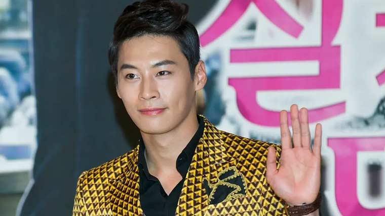 معروف کورین اداکار 39 برس کی عمر میں چل بسے، آخری پوسٹ وائرل