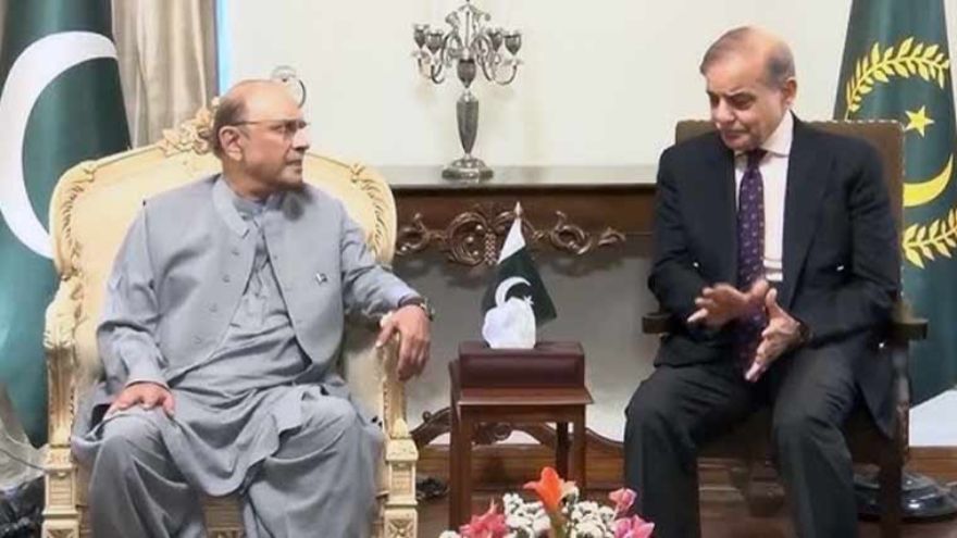 PM Shehbaz, President Zardari discuss national security, Gaza Peace Board, and AJK elections