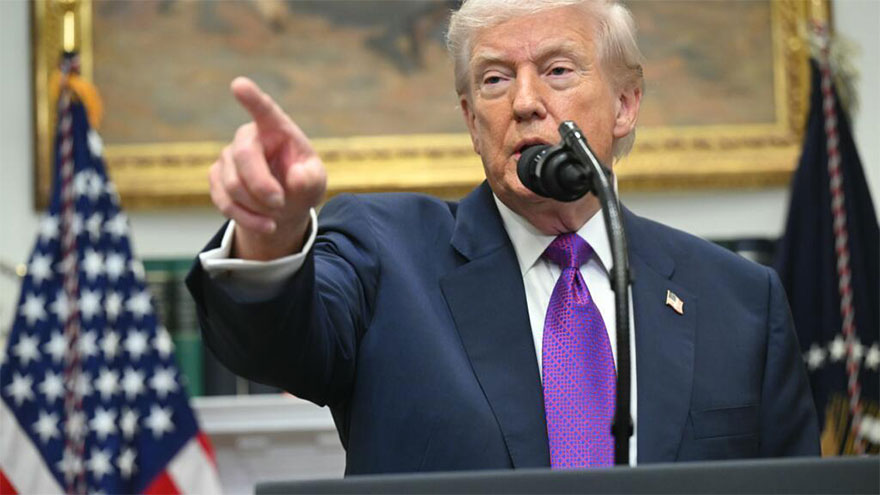 Trump warns Iran of 'very traumatic' outcome if no nuclear deal