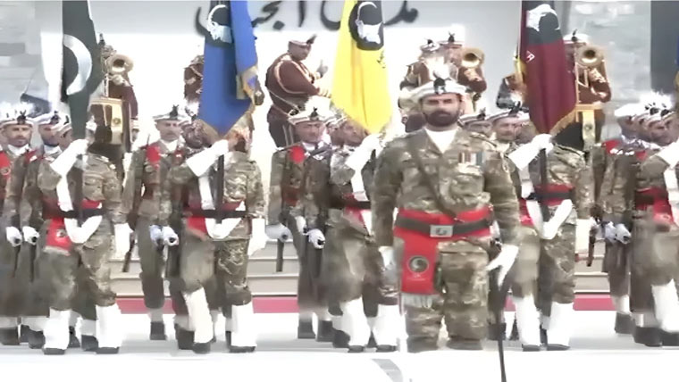 گلگت سکاؤٹس کے 17ویں بیچ کی پاسنگ آؤٹ پریڈ کا شاندار انعقاد