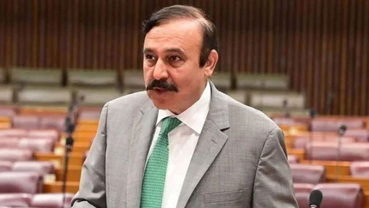 عمران خان کی تکلیف پر سیاست مجرمانہ، ہرممکن علاج کرائیں گے: طارق چودھری