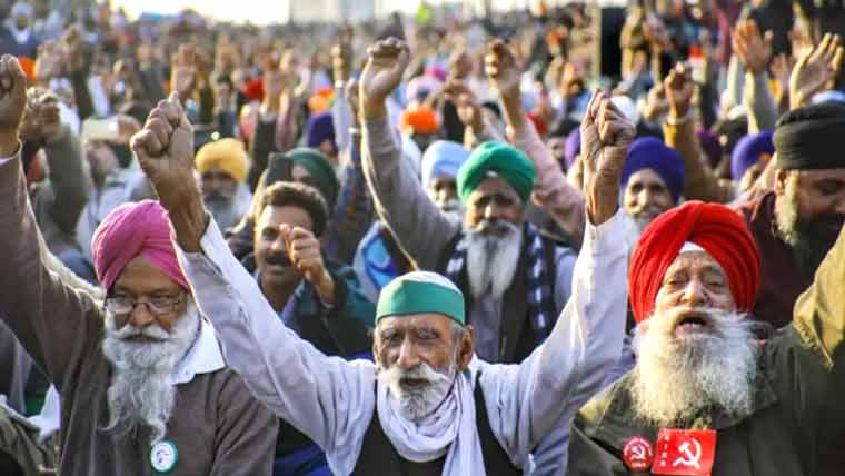 بھارتی کسانوں کا امریکا کیساتھ تجارتی معاہدے پر مودی سرکار کیخلاف شدید احتجاج