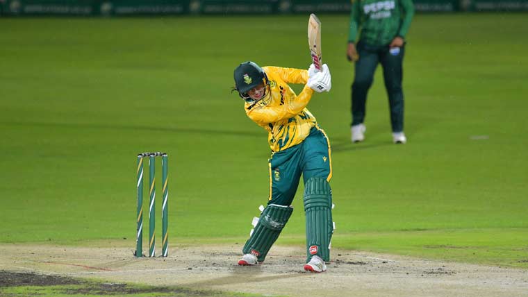 ویمن ٹی 20 سیریز: پاکستانی ٹیم کو دوسرے میچ میں بھی شکست کا سامنا