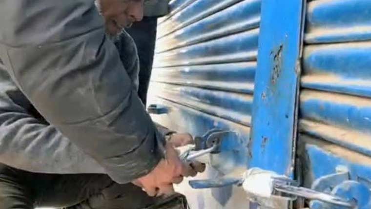 فائر سیفٹی قوانین کی خلاف ورزی پر 500 دکانیں سیل