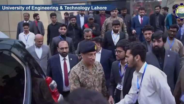 ڈی جی آئی ایس پی آر کا لاہور کے مختلف تعلیمی اداروں کا دورہ