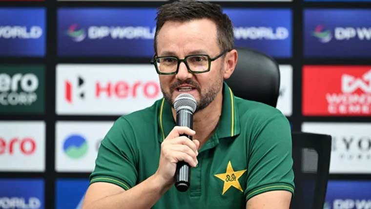 ایشان کشن اچھا کھیلے، وہ ہم سے میچ لے گئے: ہیڈ کوچ مائیک ہیسن