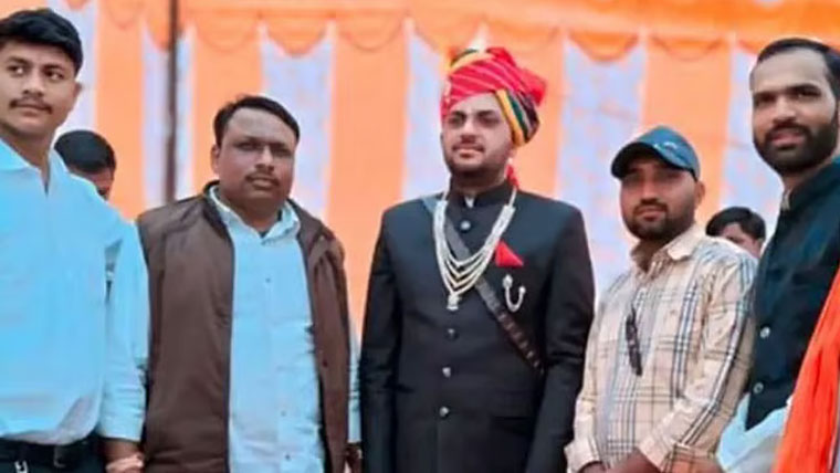 شادی میں مجرموں کو مدعو کرنے پر پولیس کانسٹیبل ملازمت سے برطرف