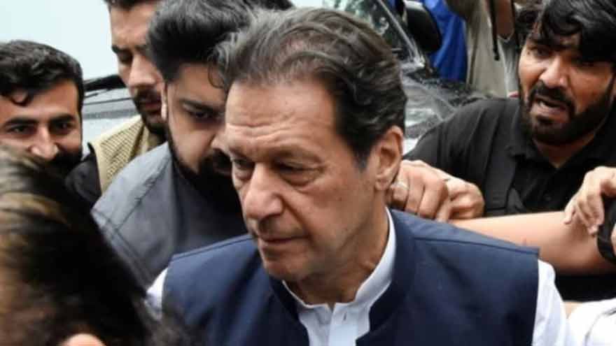 IHC registrar raises objections on Imran Khan's bail plea